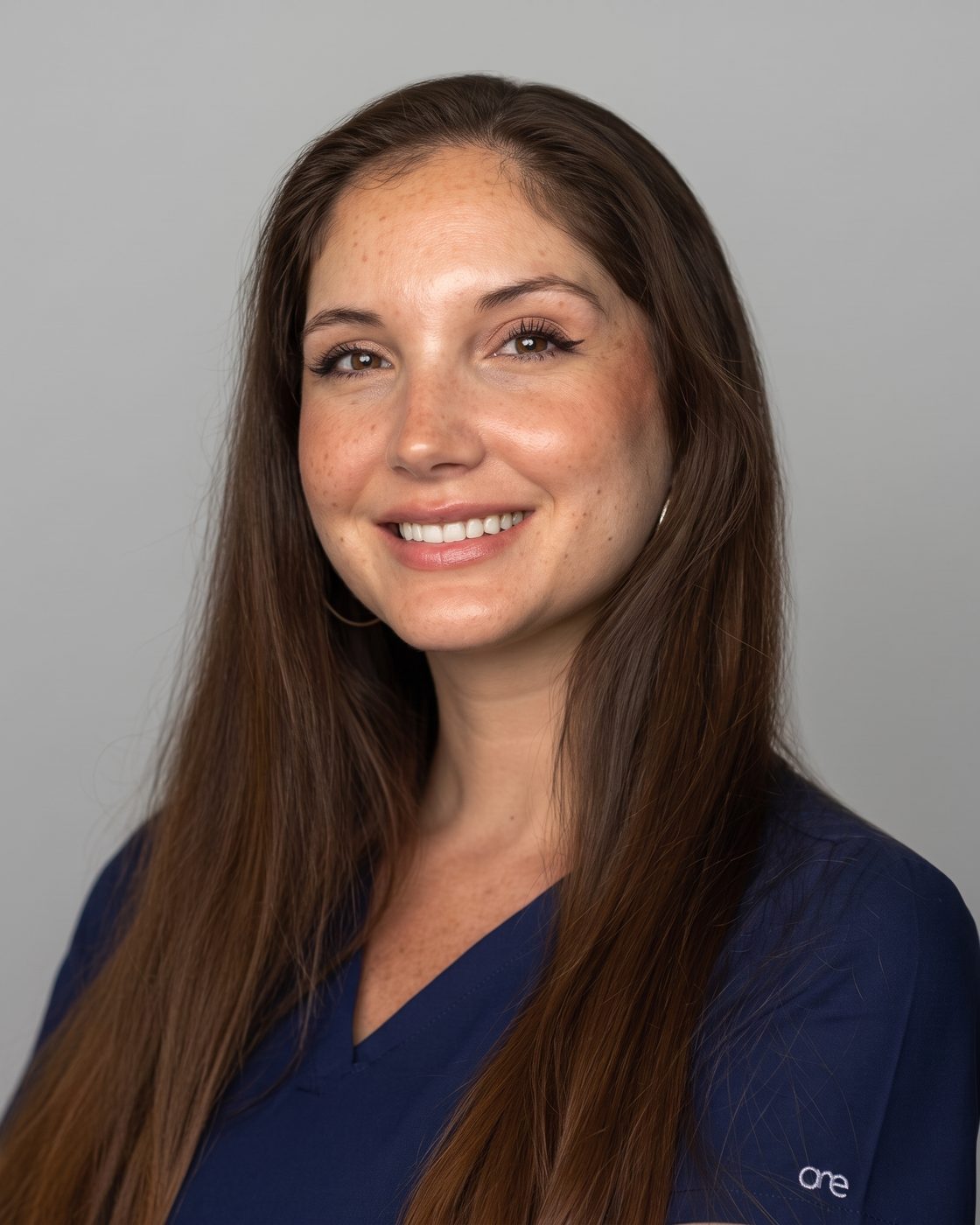 Retrato de la Dra. Nicole Levi, cirujana dentista